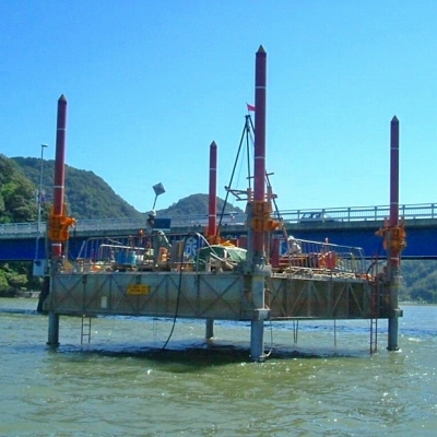 海上ボーリング調査